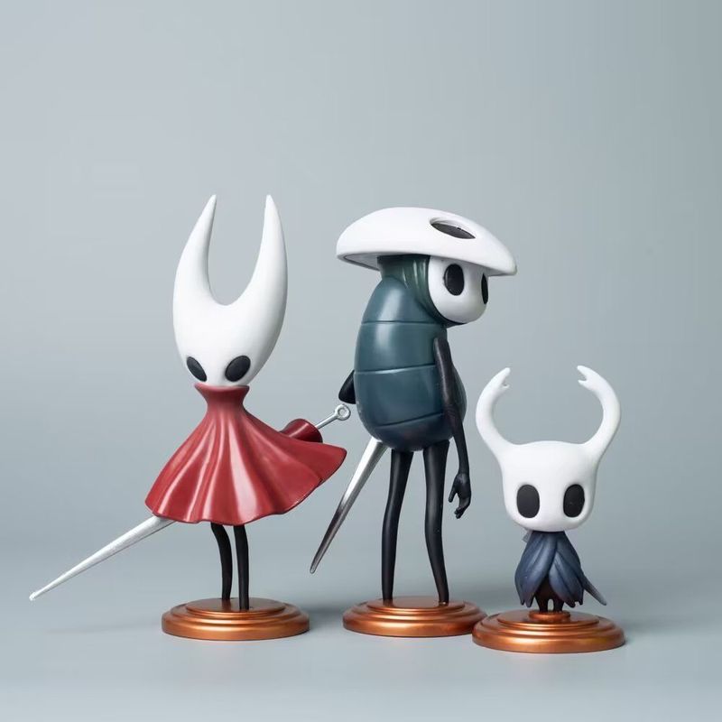 Activity Figure Hollow Knight Series Collection Silksong Garage Package Knight King Hornet Model Character Style Desktop Ornaments Playthings