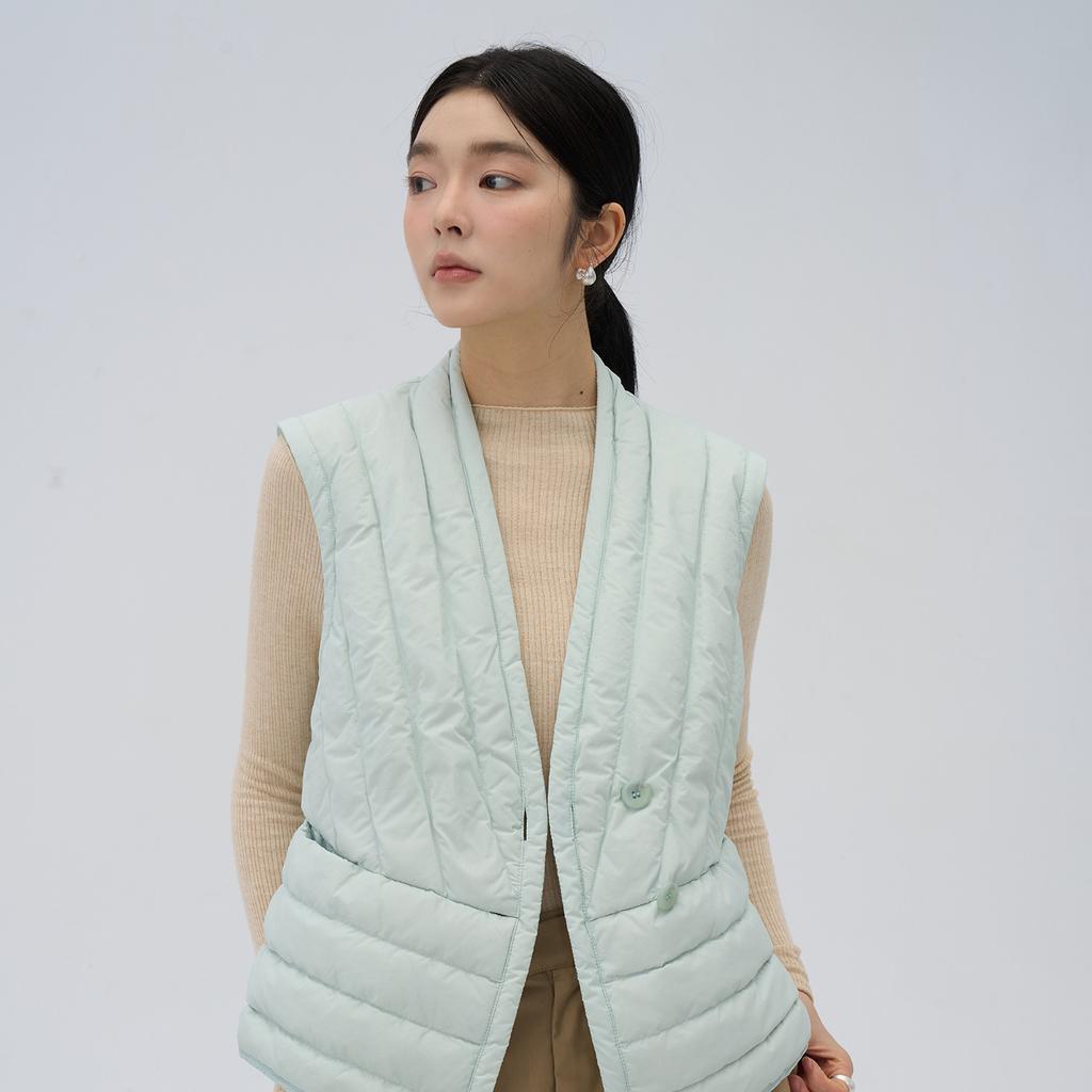 Temperament light and thin V-neck down vest women wear fashionable and thin casual white duck down top in autumn and winter