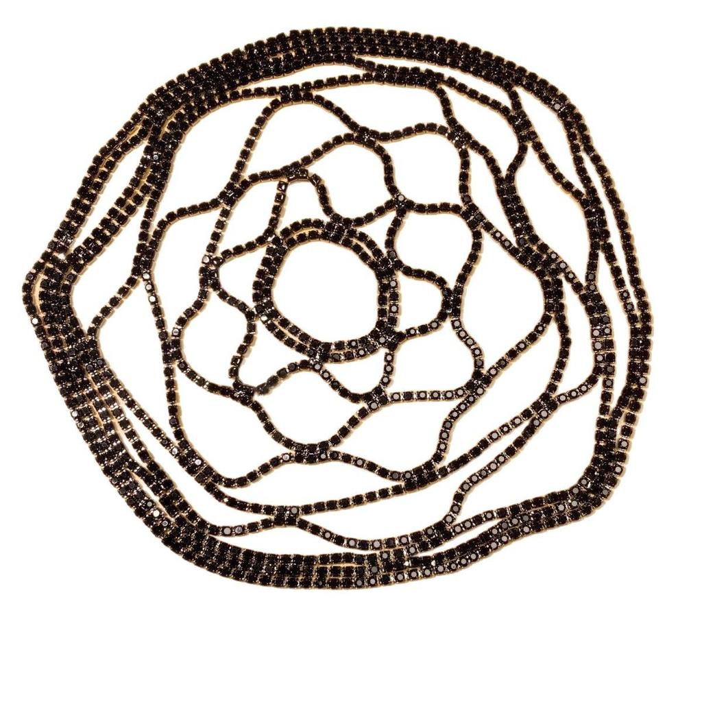 Accessoarer, Hårkedja med strassnät, Överdrivet temperament i flera lager