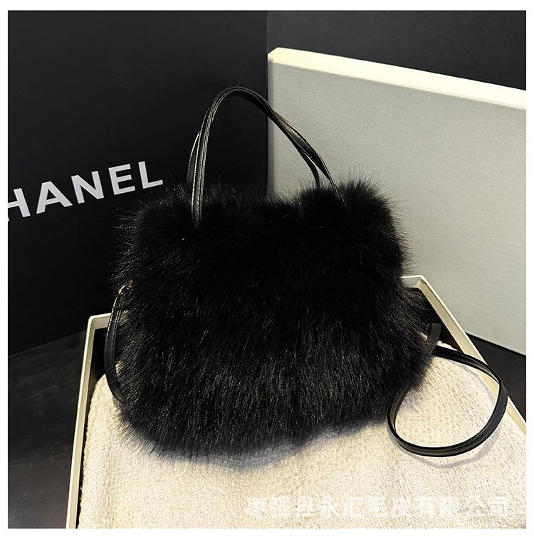 High texture versatile plush oblique span small square bag imitation fox hair high-end women's bag light luxury niche handbag