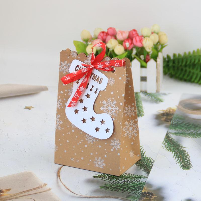 European Candy Box, Christmas Kraft Paper Snowflake Paper Bag, Kraft Paper Candy Bag, Christmas 6 Cards