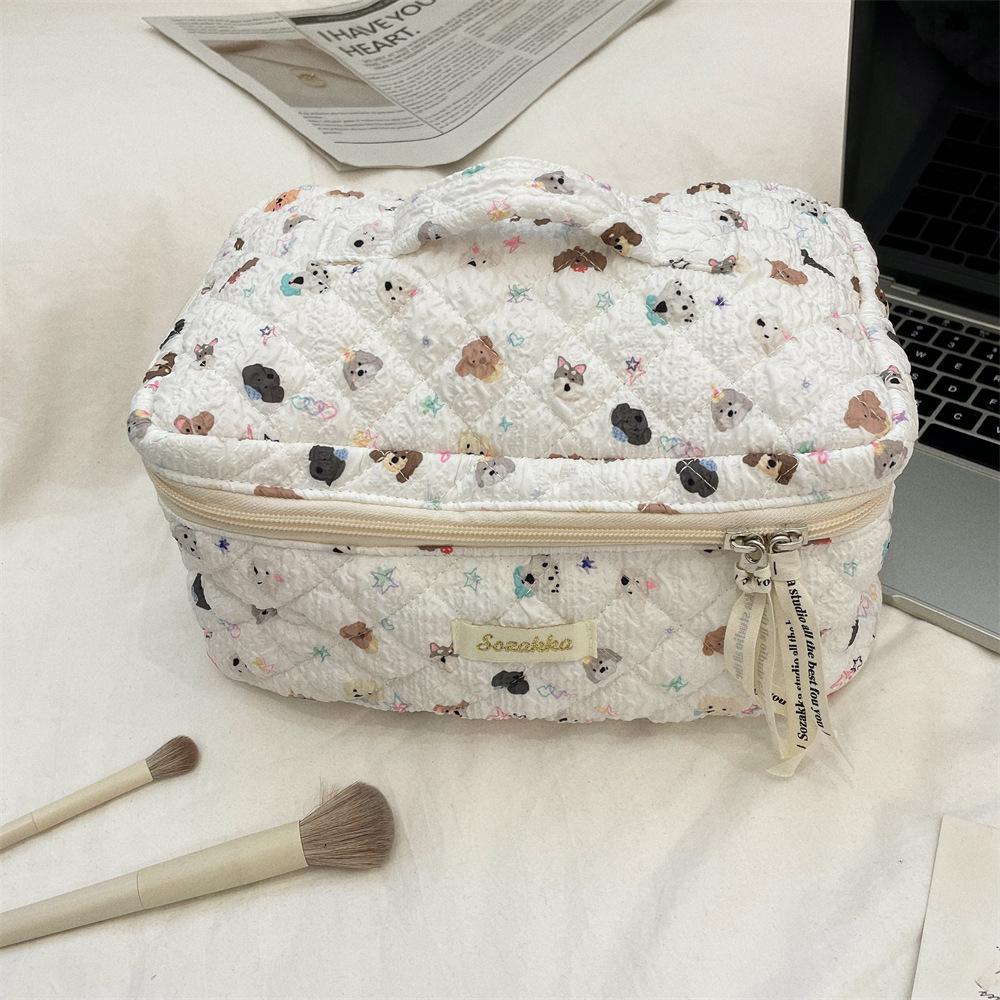 

New Cartoon Ladies Travel Cosmetic Bag Retro Floral Makeup Case Cute Girls Storage Bag