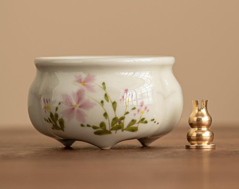 Emerald Green Asparagus Fern Three-Legged Incense Burner Home Indoor Chinese Zen Tea Set Ceramic Aromatherapy Stove Tea Ceremony