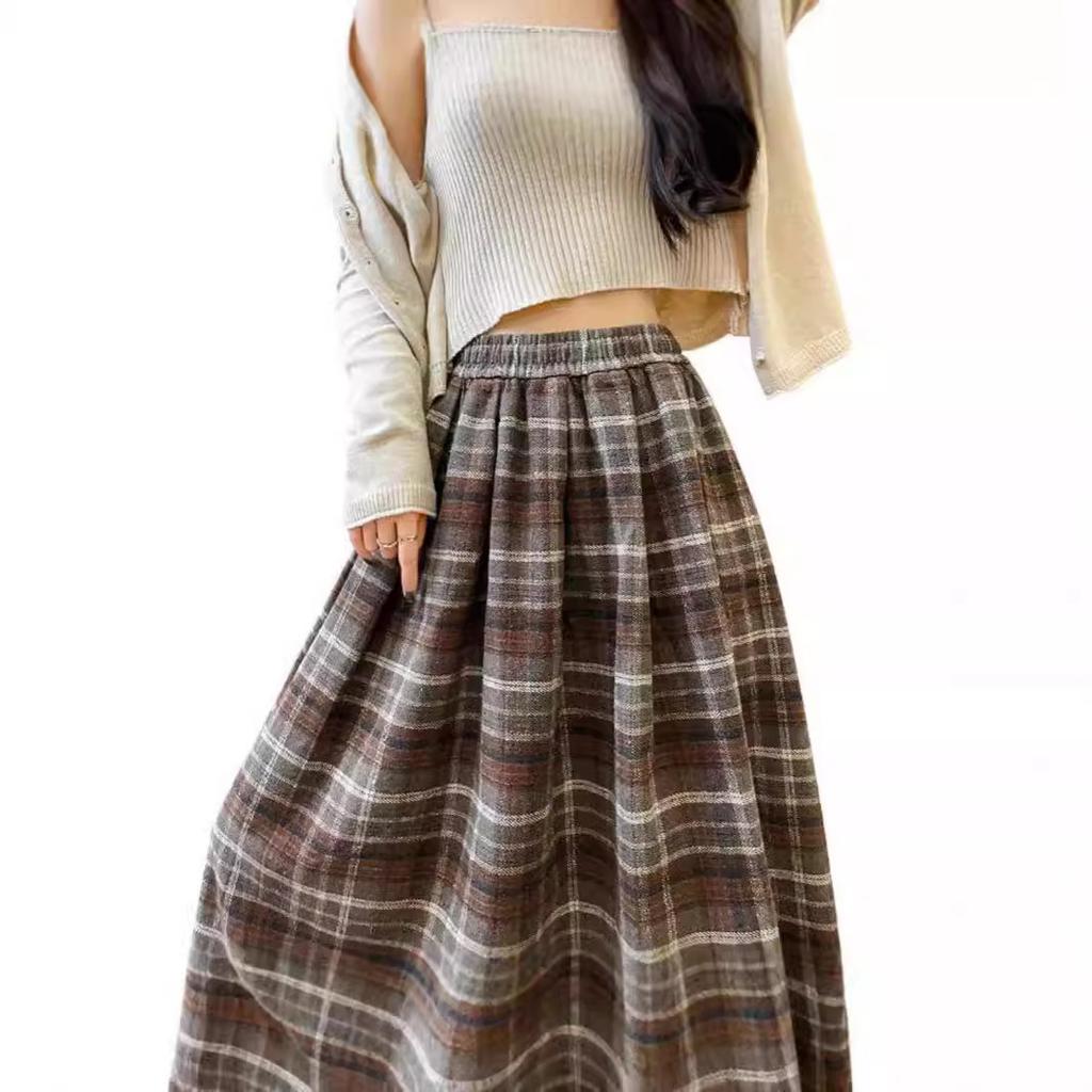Midi Skirt for Women In Autumn and Winter, Midi-length, Maillard-style, Khaki Pleated Skirt, Retro and Versatile Plus-size Long Skirt
