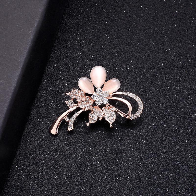 Elegant Peony Brooch: High-End Chinese Style Corsage Pin