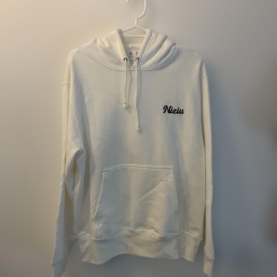 

[USED] NiziU official hoodie size M