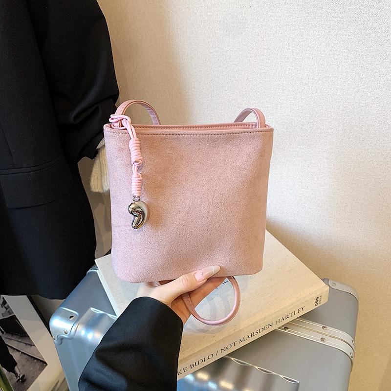 New frosted leather bucket bag women's high-end niche design bucket bag retro suede shoulder messenger bag