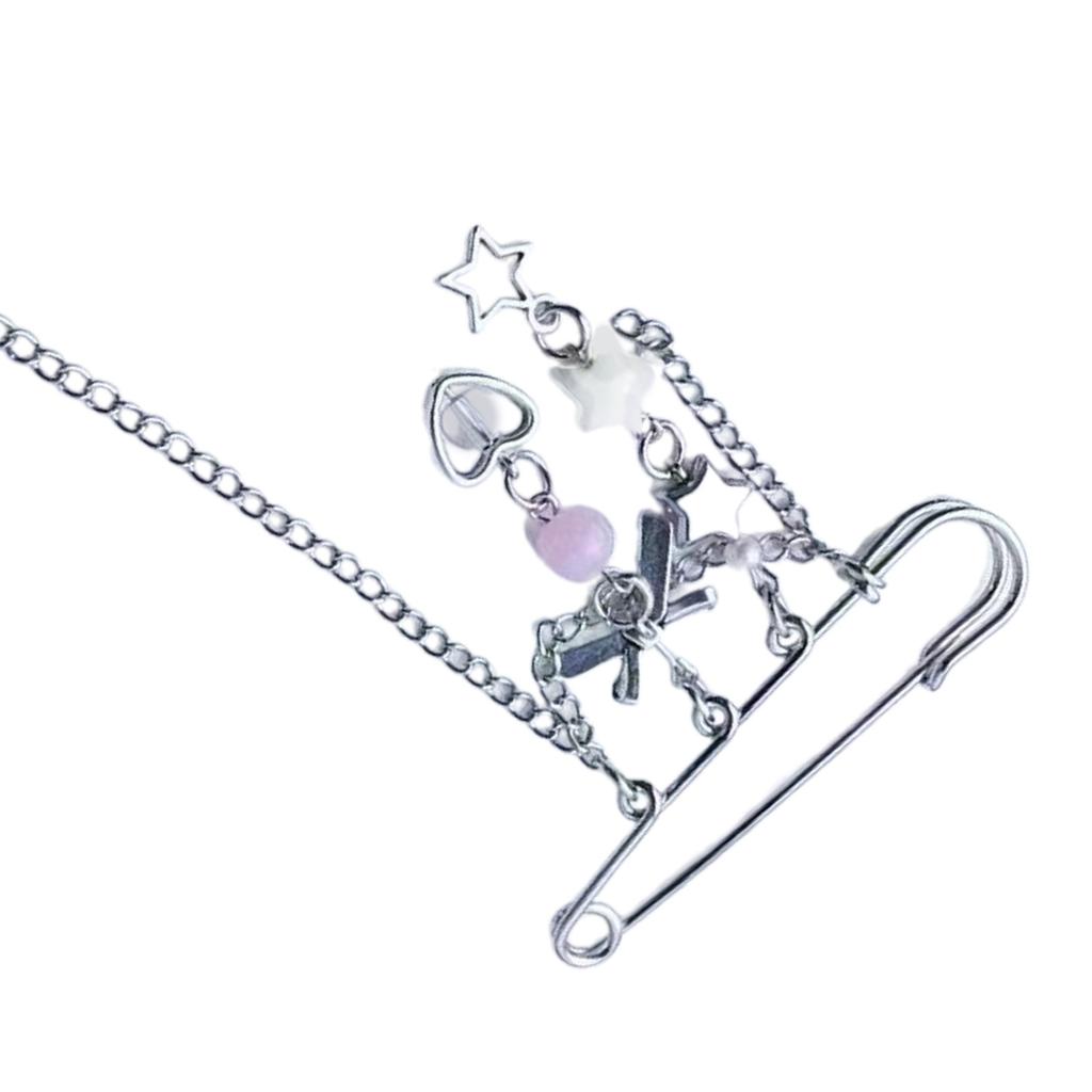 Handcrafted Star Pin Accessory Unique Star Bowknot Brooch with Exquisite Butterfly Chain Charm for Daily Wear Parties