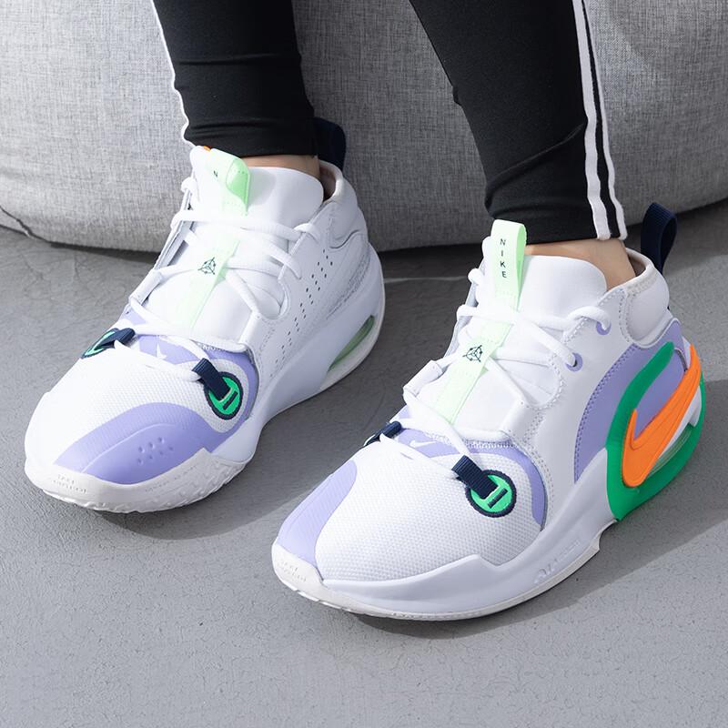Nike Women s Neutral Running Shoes FB2689-101 US 7.5
