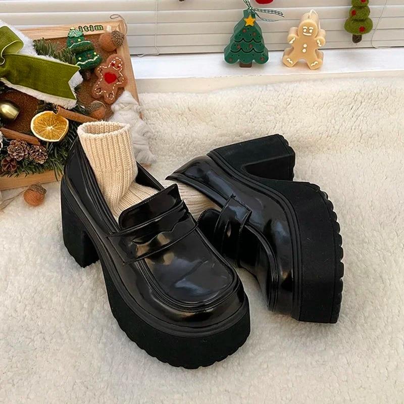 Super High Heels Loafers Frauen 2024 Frühling Patent Leder Chunky Plattform Pumpen Frau Slip Auf Schwarz Jk Uniform Schuhe Mary janes