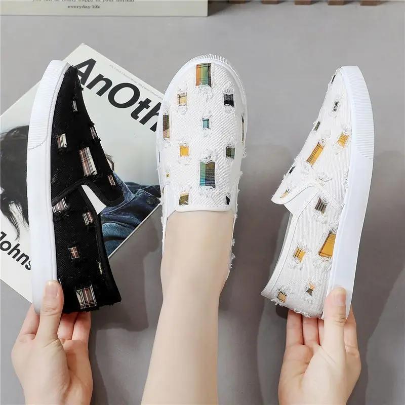 Comfortable and Elegant Slip On Canvas Shoes for Women 39 Korean Cheap Offer Trends 2025 Daily Routine Light New Woman Footwear