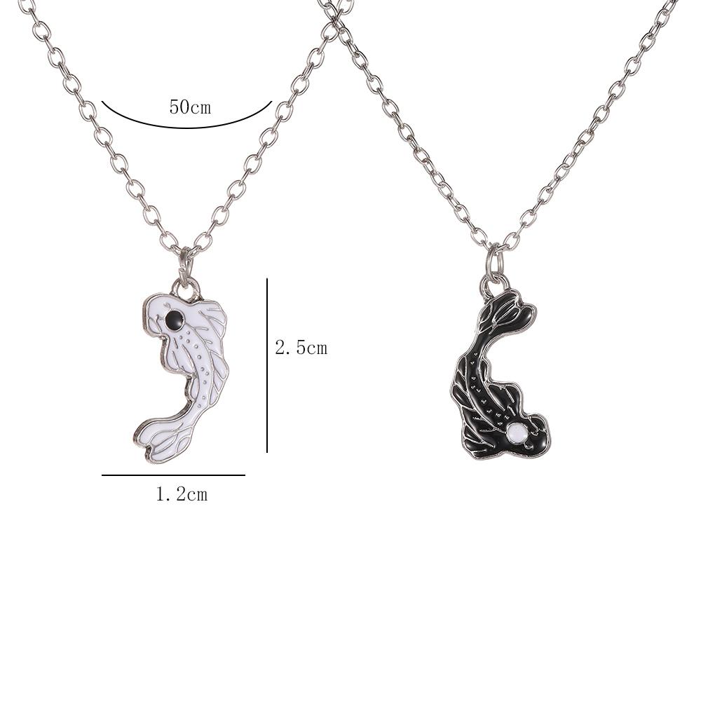 Yin-Yang Splicing Pendant Simple Charm Couple Jewelry Black White Tai Chi Bagua Fish Necklace Personality Niche Design