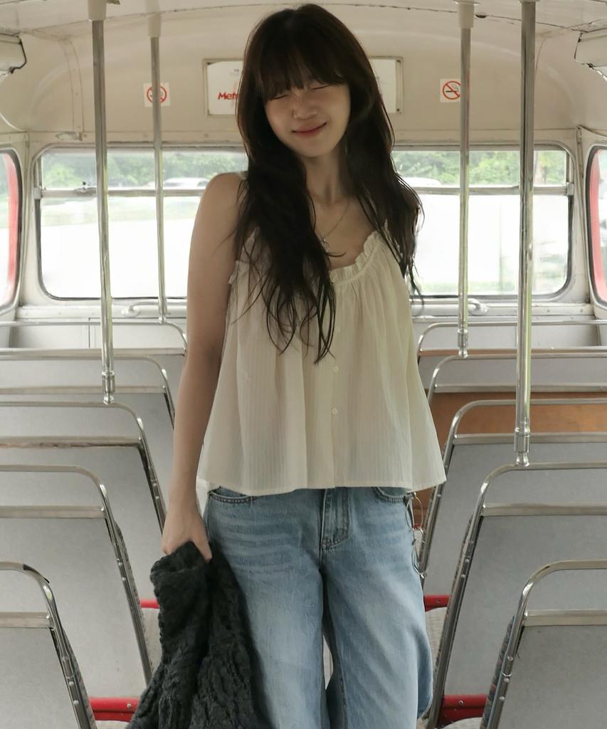 108POUND Levi Frill Bustier_Cream
