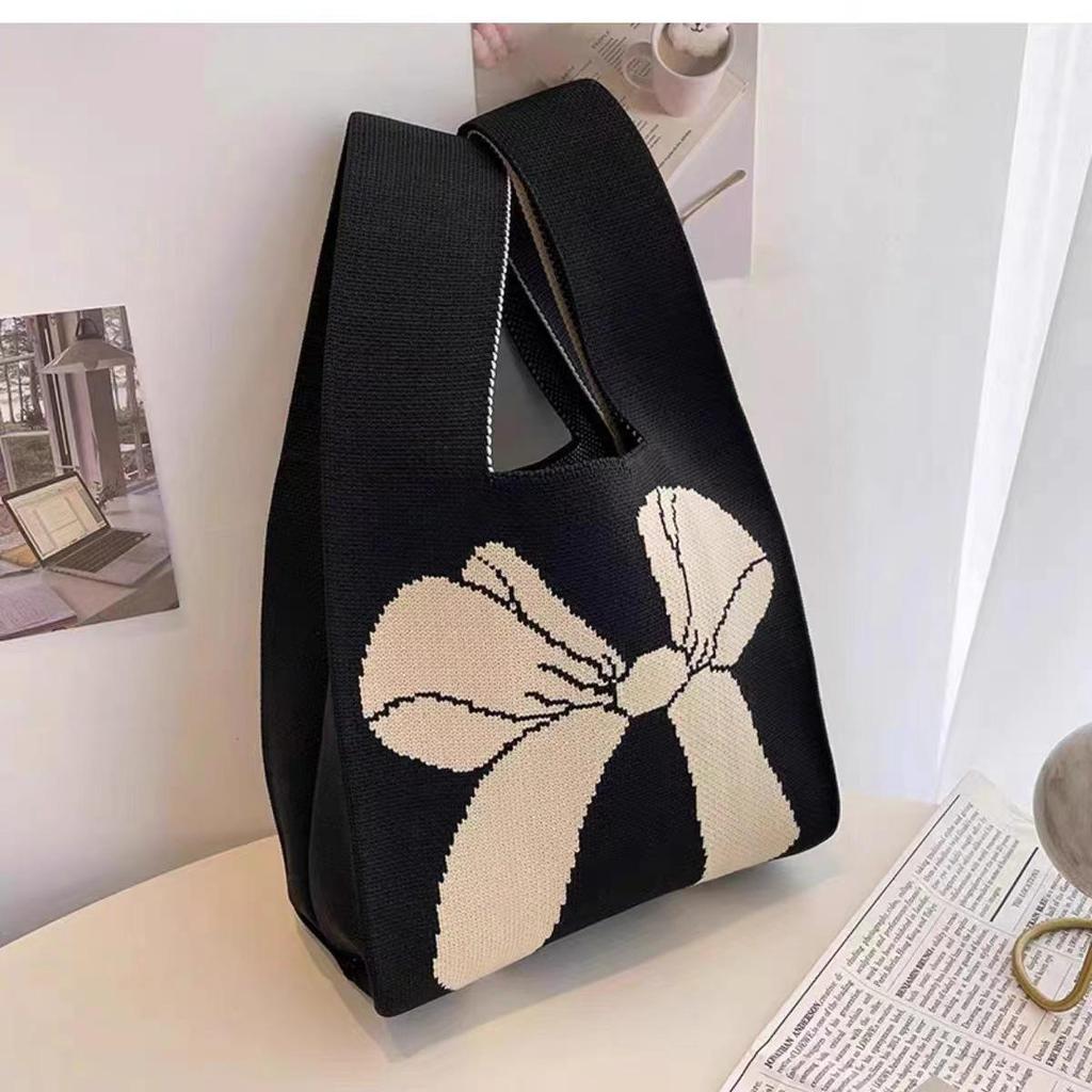 Women's Large Capacity Cartoon Knit Tote Bag with Bow