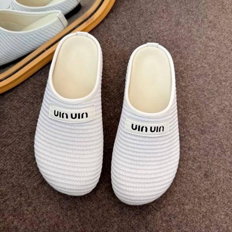

Xiaoxiangfeng outer wear bag head half slippers women s 2025 summer new stepping on shit feeling breathable comfortable non-slip maternity shoes 40 білий