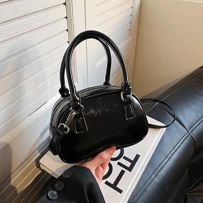 Nová dámská taška 2024 Populární retro univerzální taška přes rameno na jedno rameno Dámská taška do ruky malá čtvercová