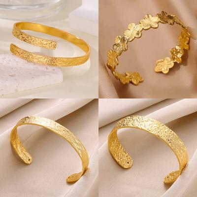 2025 Lava Wrinkle Cuff Bangles Bracelet Women Minimalist Gold Color Stainless Steel Flower C Adjustable Bracelets Party Jewelry