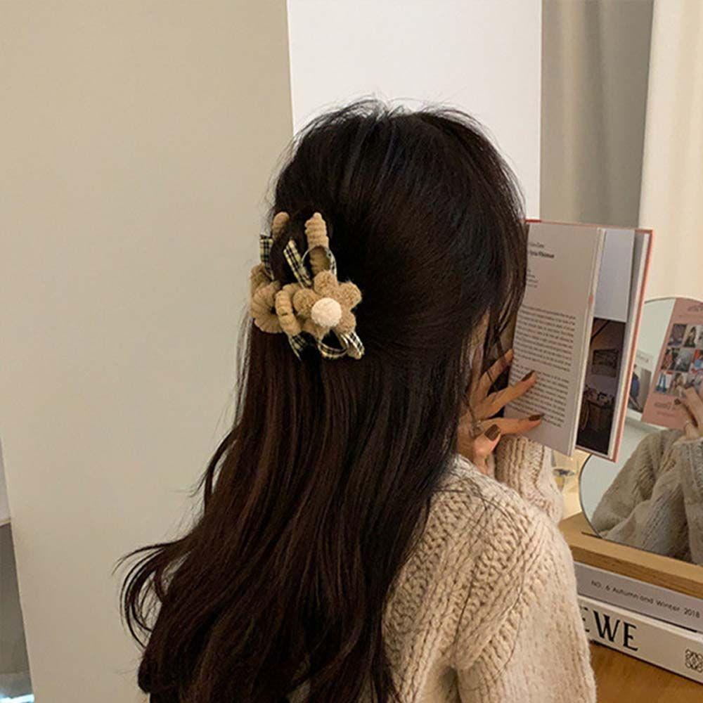 

Winter Acrylic Cloth Plush Flower Bownot Korean Style Flower Hair Claws Hair Ornaments Hair Clips коричневый