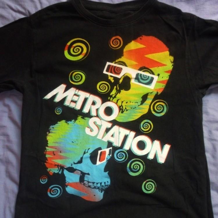 Retro Metro Station Y2K Graphic Unisex Tee S5XL Unisex T-Shirt XXL