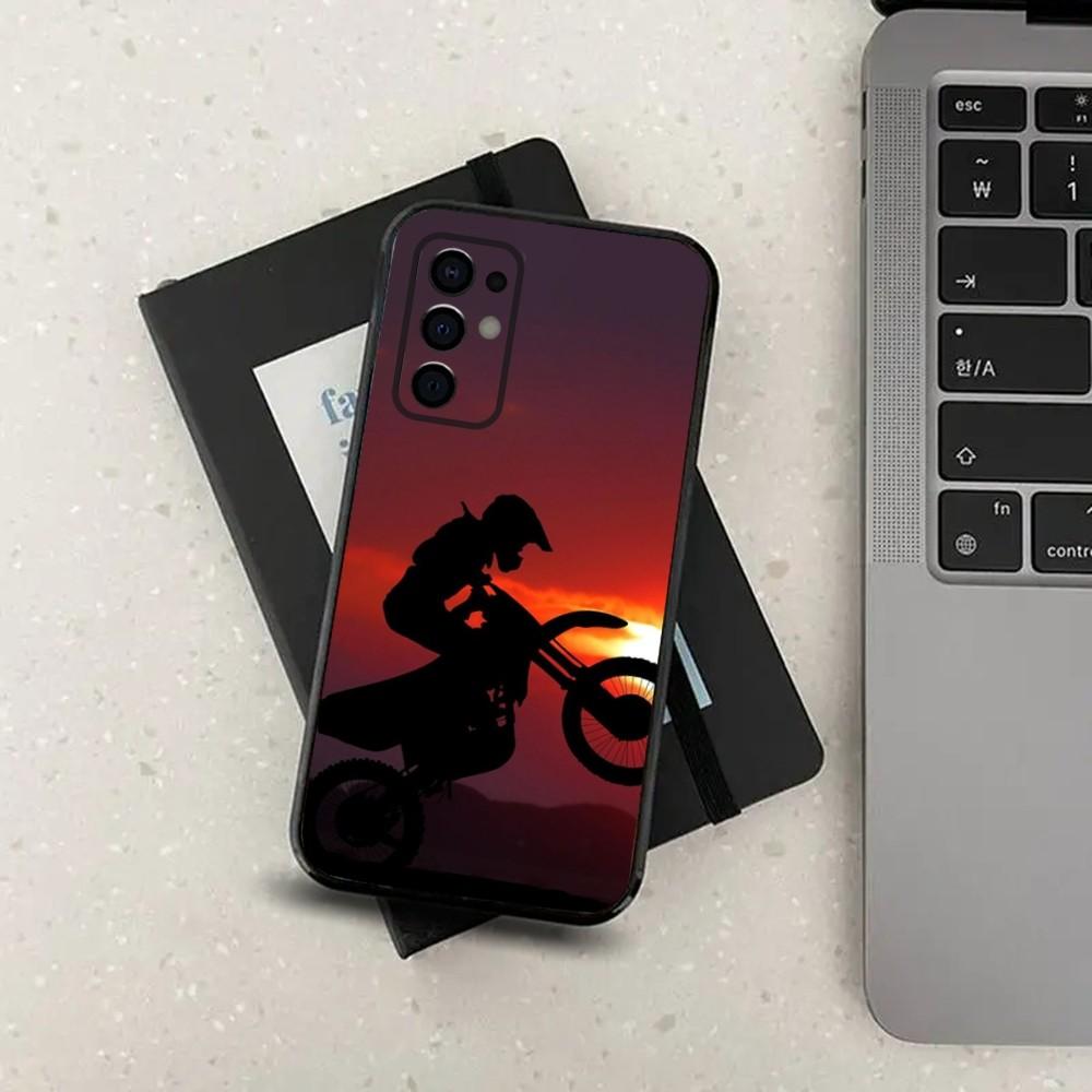 Motocross Motorcycle Dirt Bikes Phone Case For Samsung S24,S21,S22,S23,S30,Ultra,S20,Plus,Fe,Lite,Note,10,9,5G Black Soft Cover