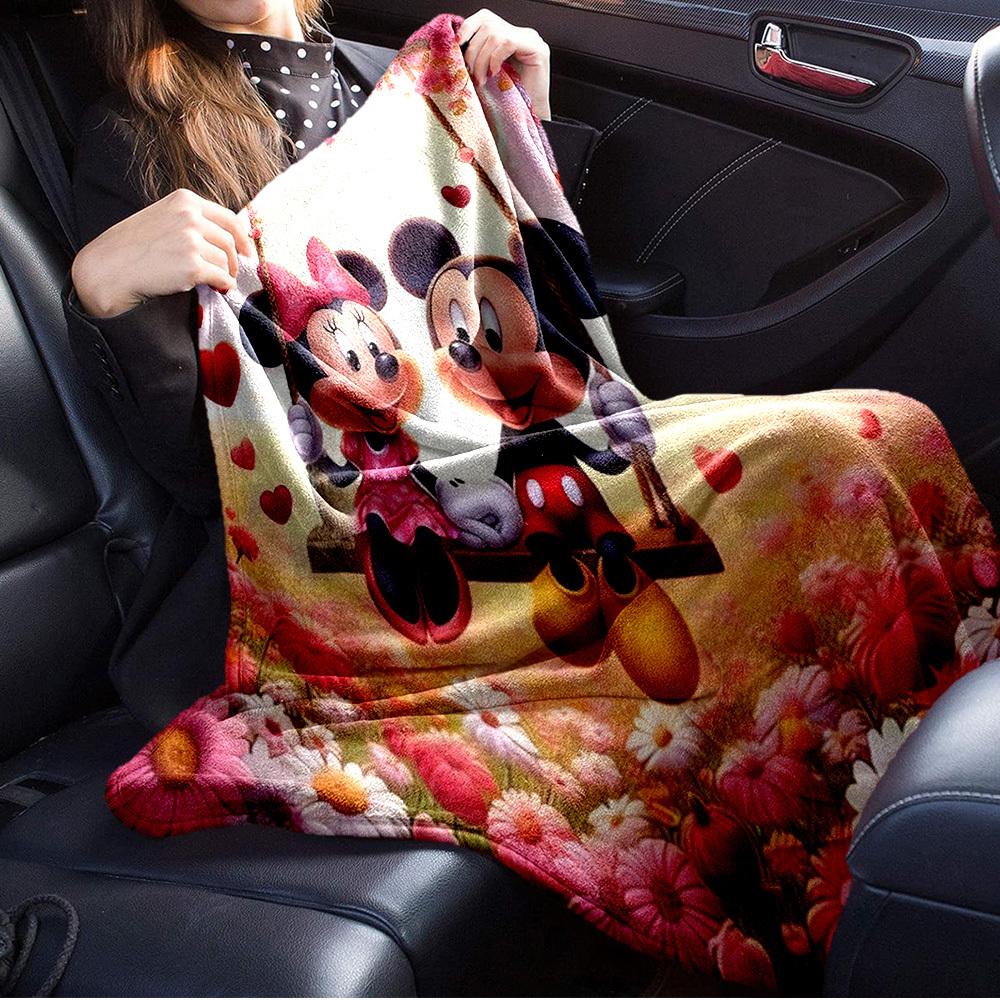 1pc Flannel Mickey and Minnie Love Valentine's Day Romantic Bedroom Bed Cover Sofa Blanket Gift Home Decoration