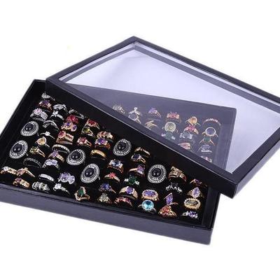 Spot Schmuckschatulle mit Deckel: Ring-Organizer mit 100 Fächern und Ohrring-Tablett-Display