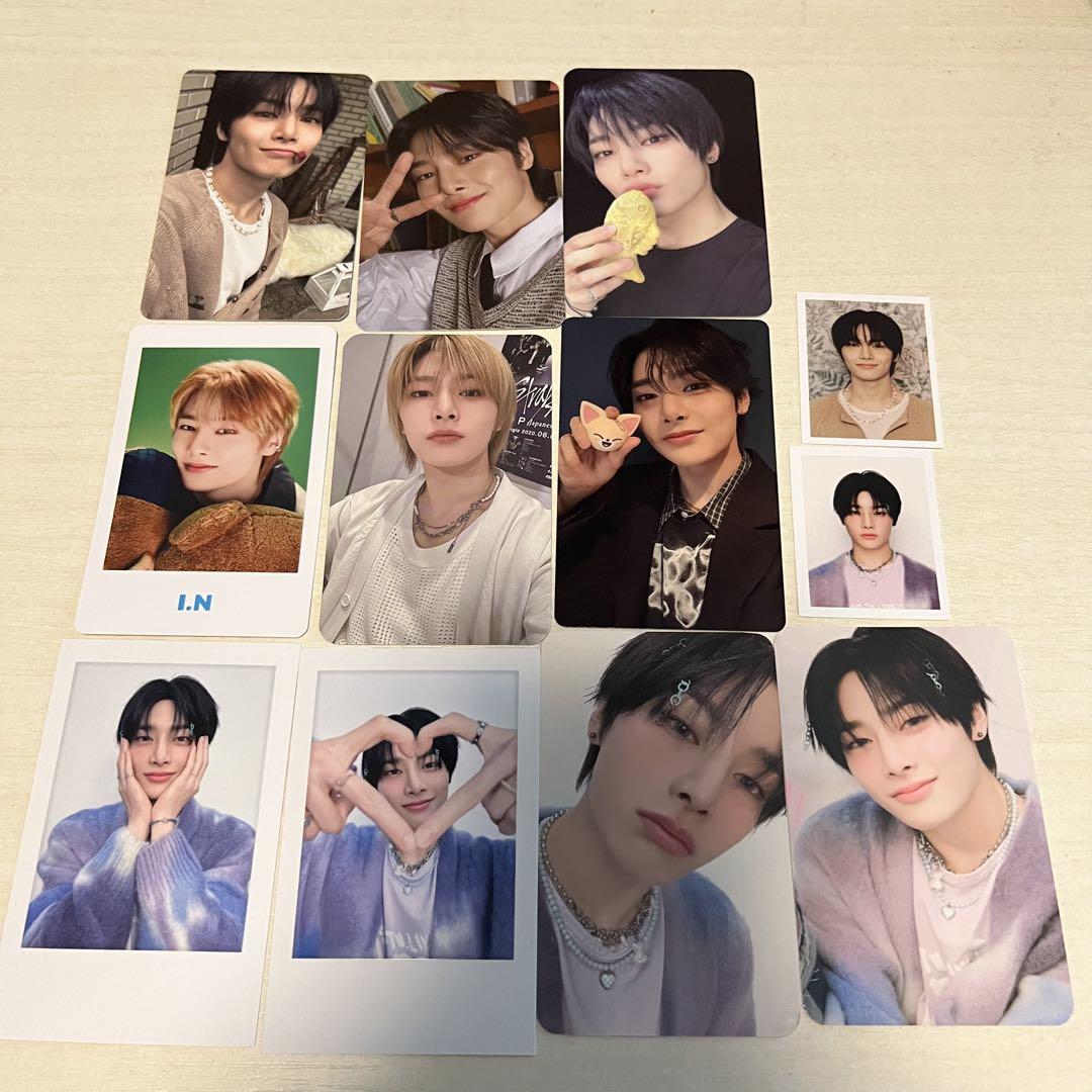 

[Б/У] Коллекционные карточки AIEN