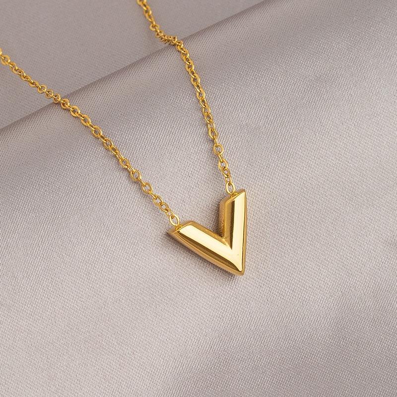 Gold Titanium Steel Clavicle Necklace For Women Light Luxury Versatile Fashion Jewelry