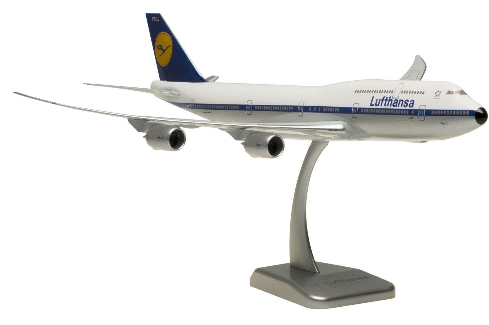 

Hogan Lufthansa РЕТРО Готовое изделие 1/200 B747-8