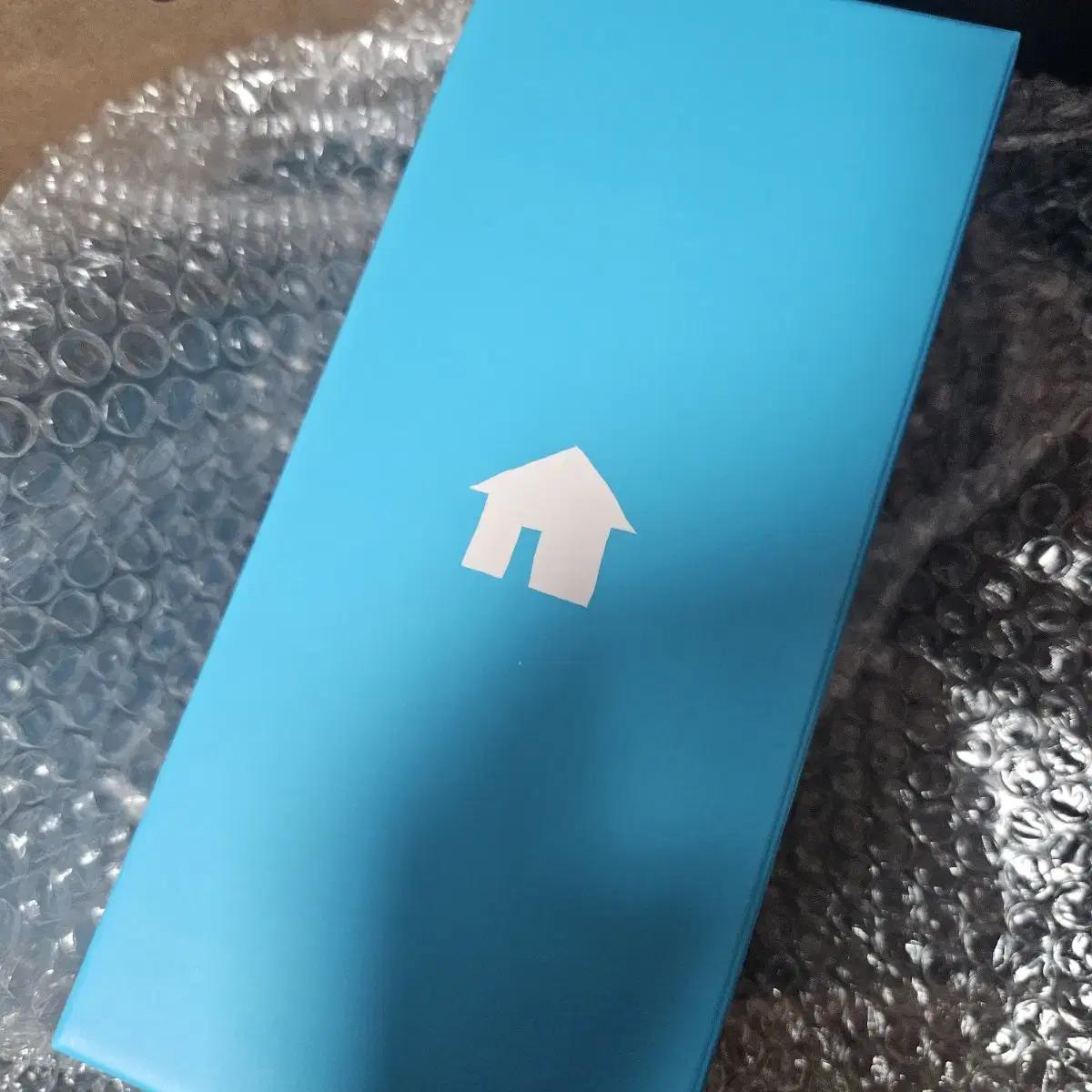 

Boynextdoor Lightstick Wonder Mood Light Version Sealed
