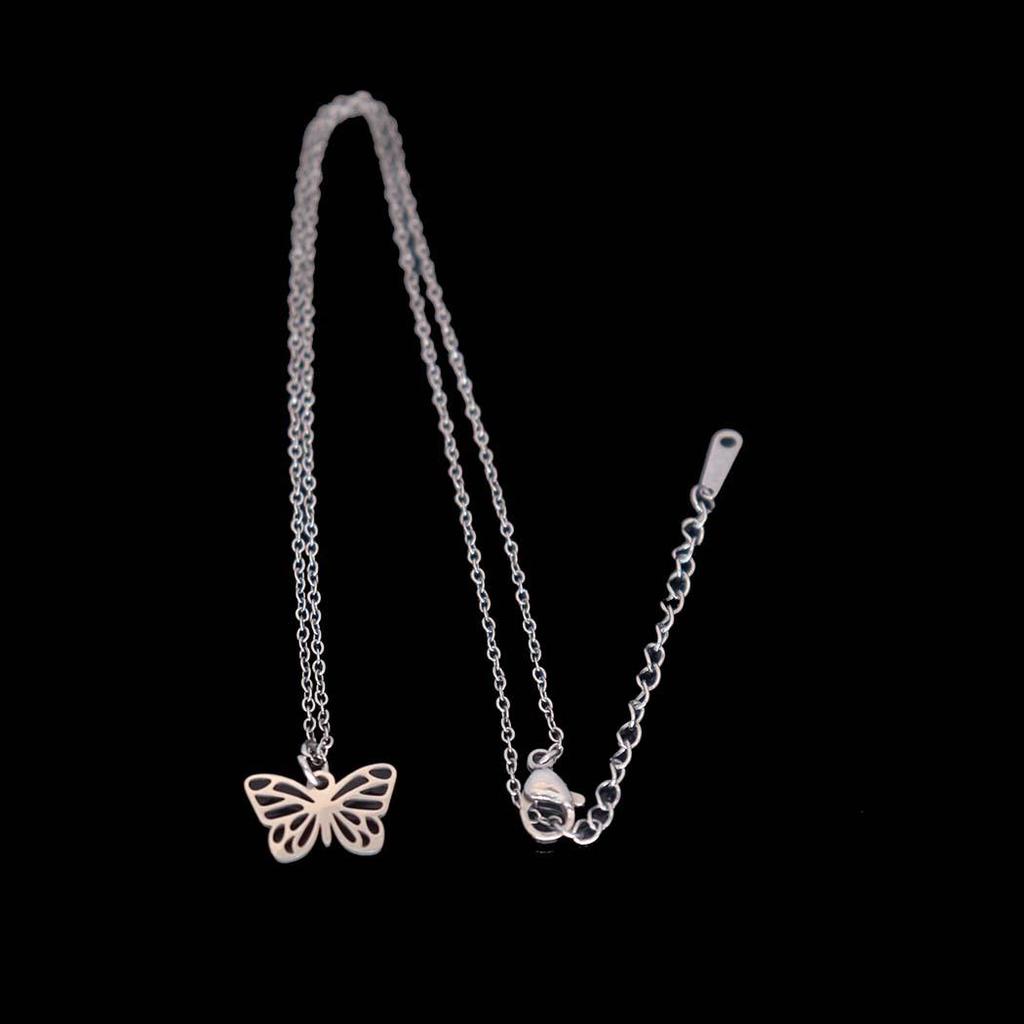 Women's Simple Versatile Cute Insect Design Pendant Necklace