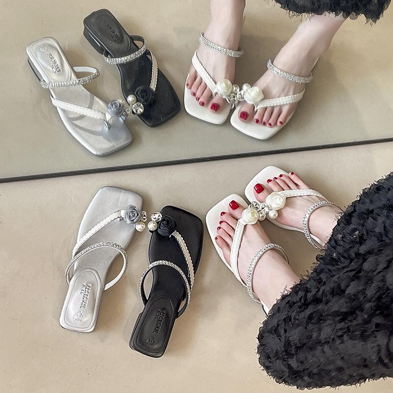 Open-toed Thick Middle-heeled Sandals for Women's Summer Wear 2025 New High-end Rose Toe Rhinestones with Slippers