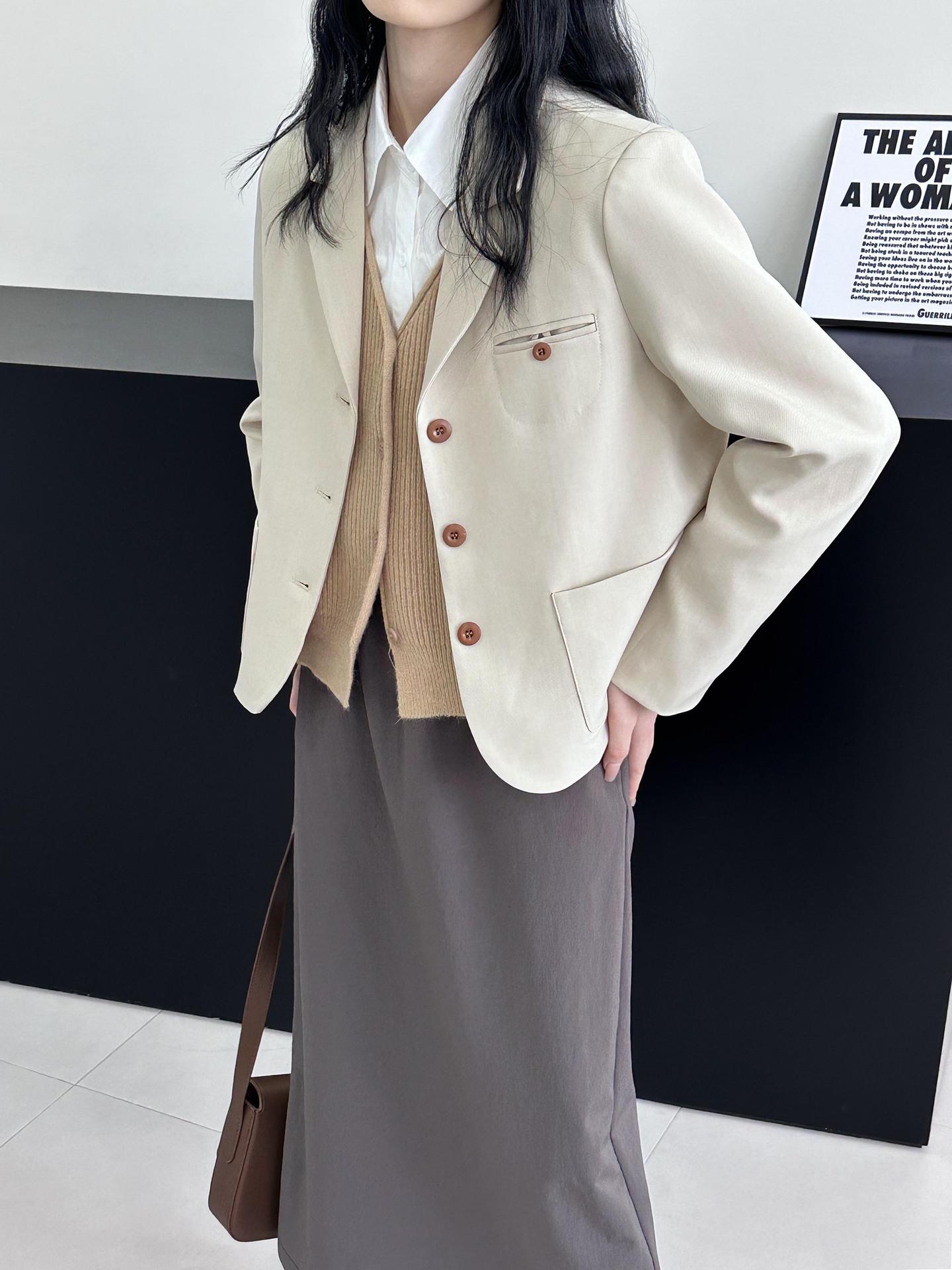 

Orange Zhi Wear It, Don’t Just Admire 2025 Spring Korean Blazer 8522