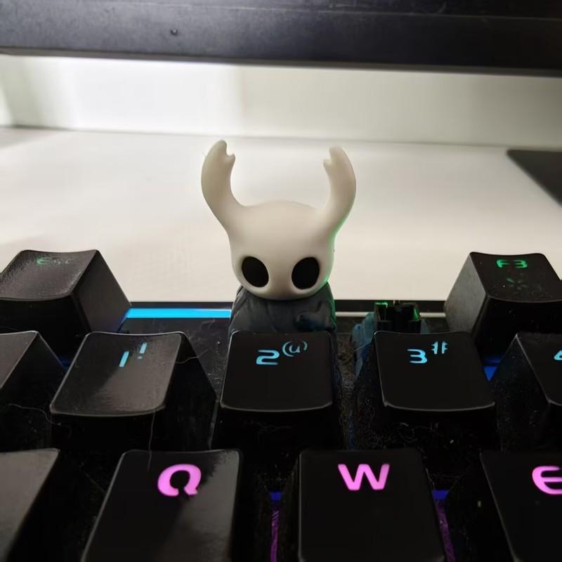 Hollow Knight Hornet Role Mechanized Keyboard  Keycaps Esc Creative Light-Transmitting Design Gifts