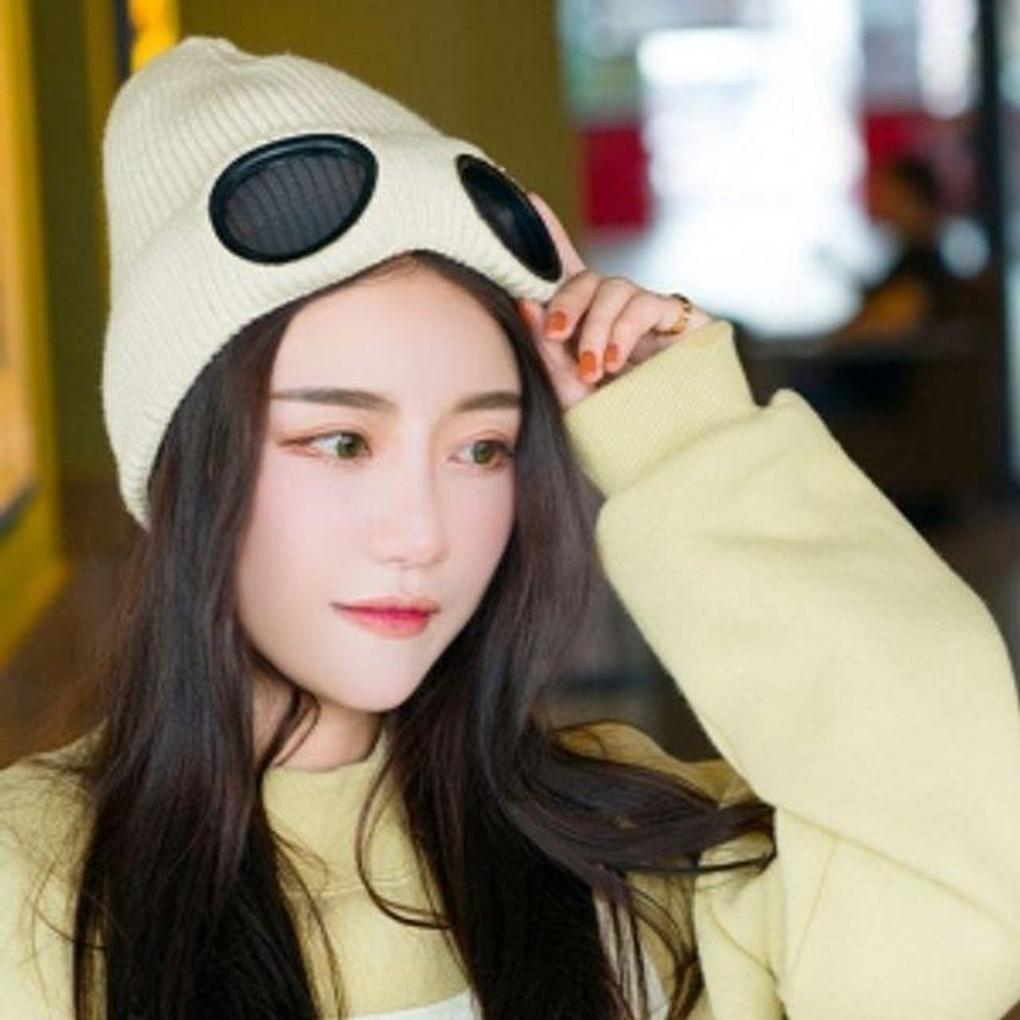 Women's Winter Daily Knit Goggle Warm Celebrity Beanie Hat