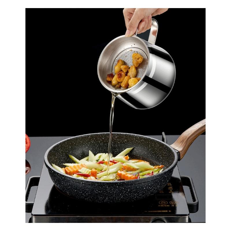 Home Kitchens Large Capacity Oil Filter Pot With Ergonomic Handle and Mesh Strainer For Safe Cooking And Easy Cleaning