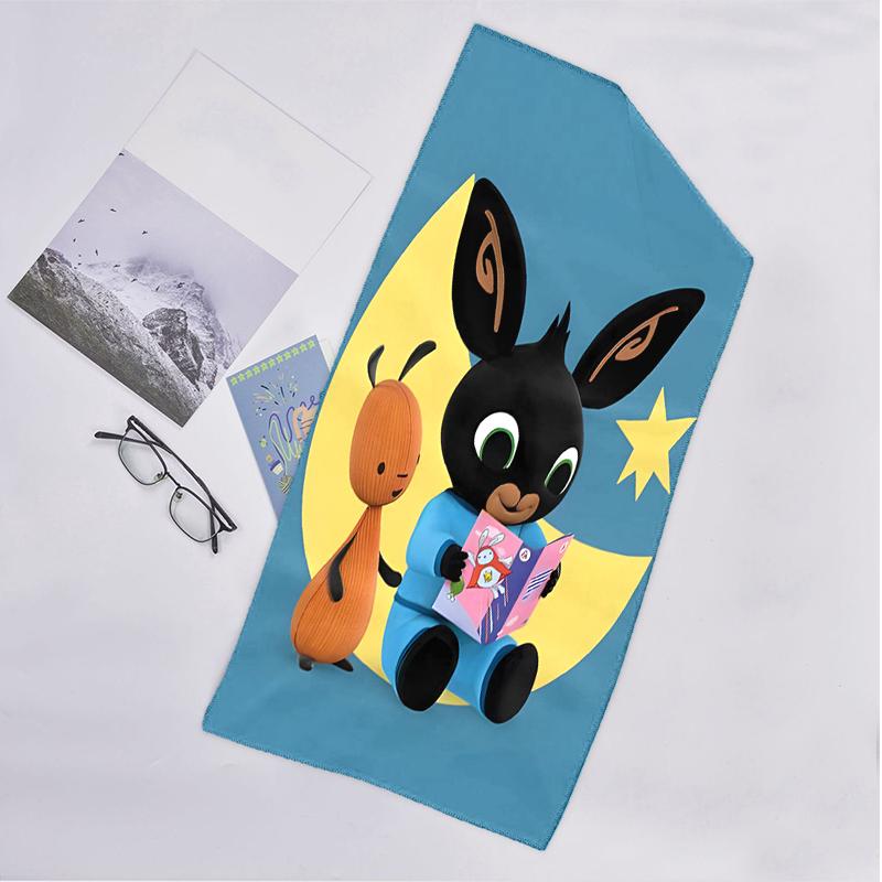 Bunny Fashion Beach Towel: Ideal for Summer Adventures Soft, absorbent and quick drying suitable for swimming and bathing