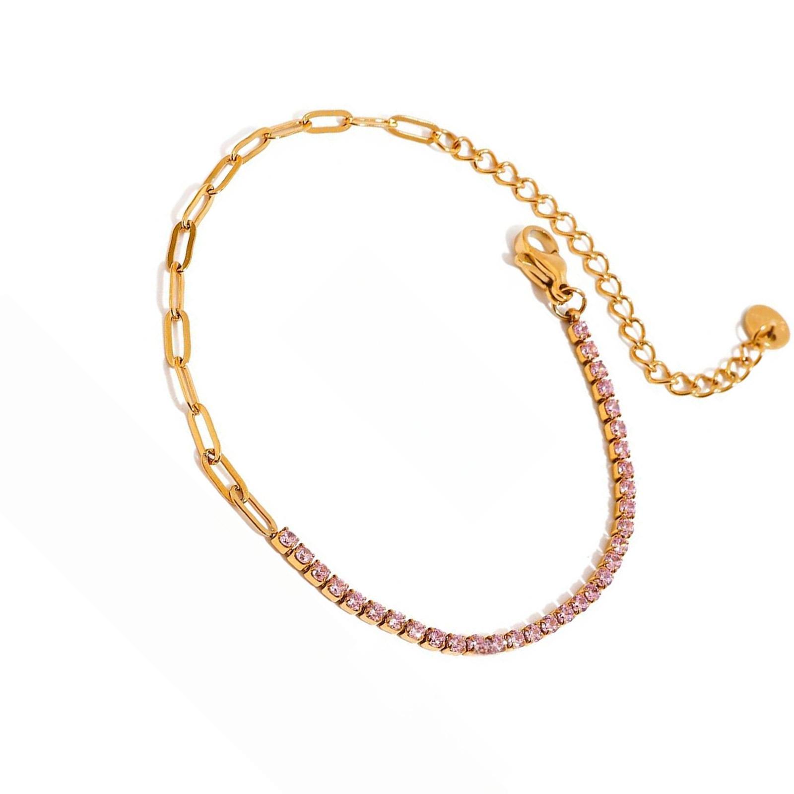 

Lightweight Stainless Steel Heart Charm Bracelet Featuring 5cm Extension Chain And 4 Fashion Forward Color Variations