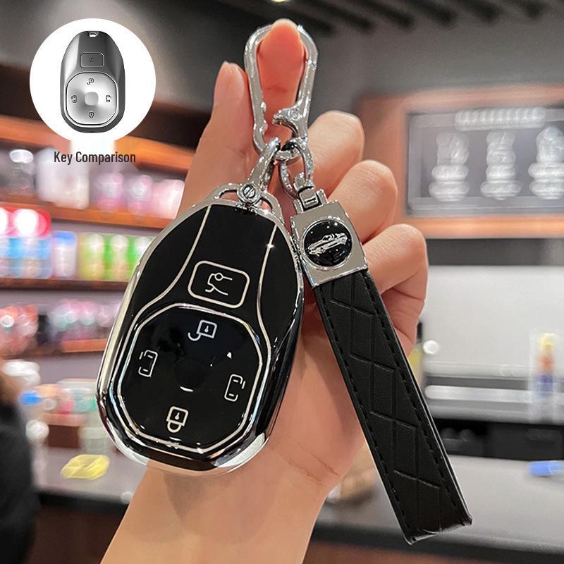 GAC Trumpchi M8 Key Cover: Compatible with Master, Grandmaster, E8, E9, S7 Models - Luxury Snap Shell for Women