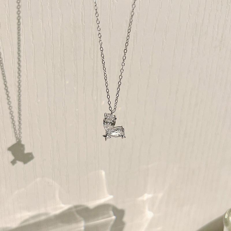 Star Zircon Love Necklace French Cold Lady Wind Exquisite Star Peach Heart Collarbone Chain