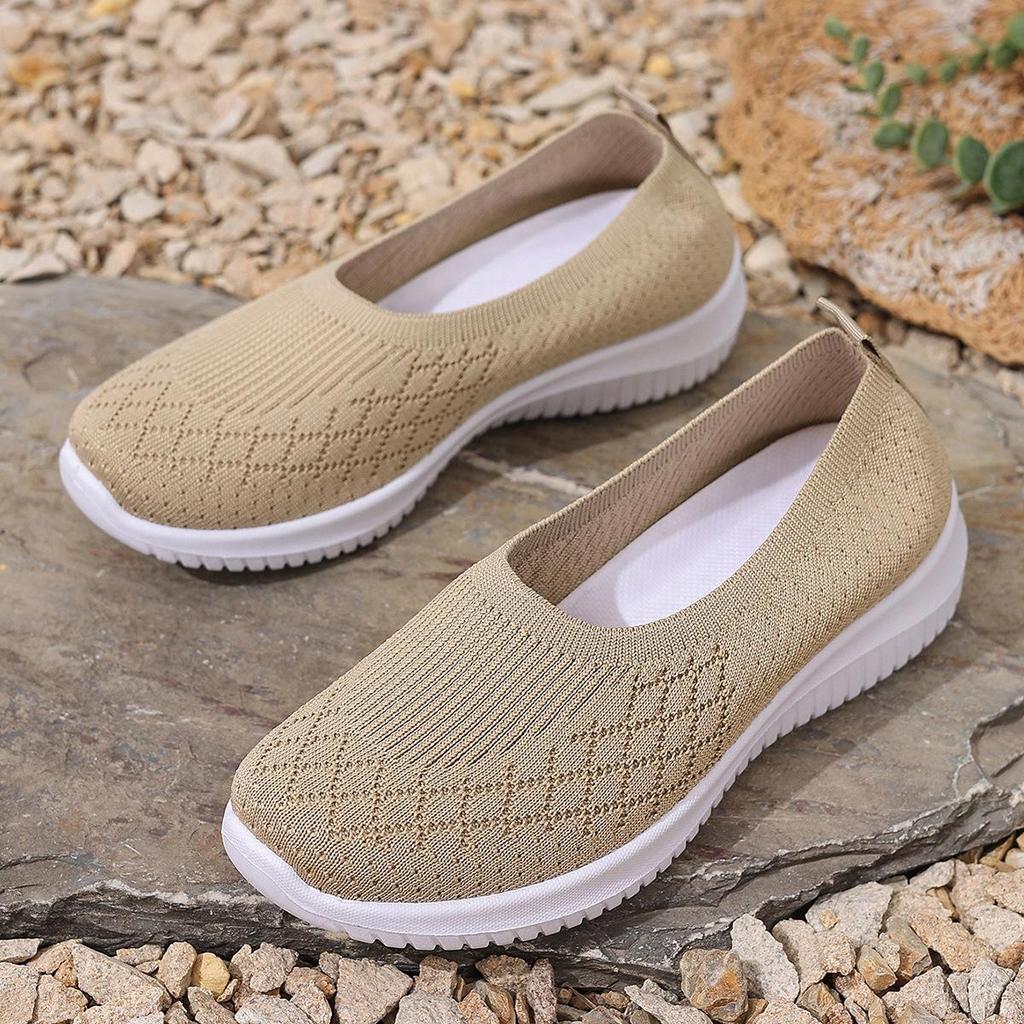 Chaussures à Enfiler en Mesh Printemps pour Femmes d'Âge Moyen et Âgées - Semelle Souple, Style Décontracté Confortable