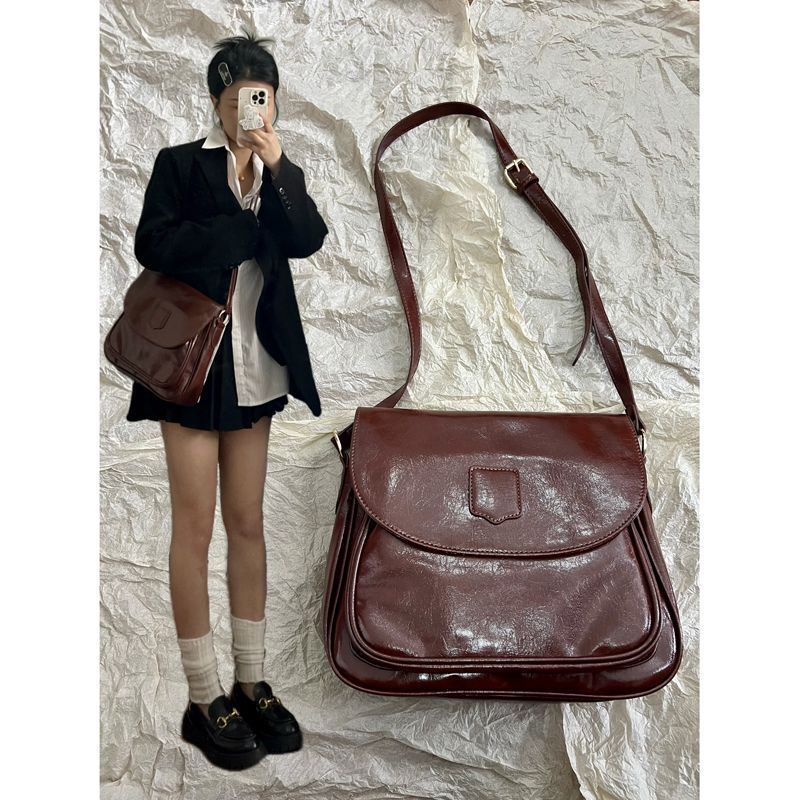 

Retro large-capacity bag women s 2025 new trendy fashion Korean briefcase niche texture shoulder messenger bag Separate shoulder strap бордовый
