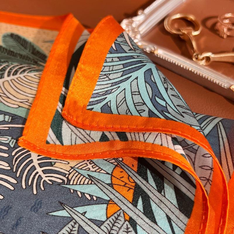 Spring new animal carnival silk crepe satin silk scarf women's mulberry silk small square scarf elegant silk gift