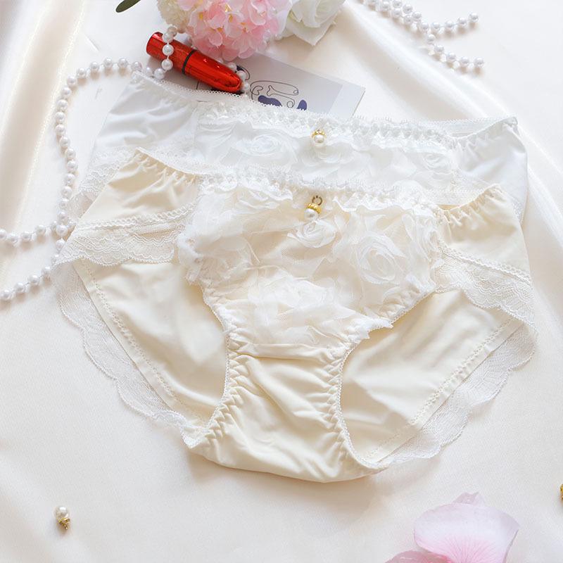 2026 Low-Rise Milk Silk Women's Sexy Young Girl Student Triangle Briefs