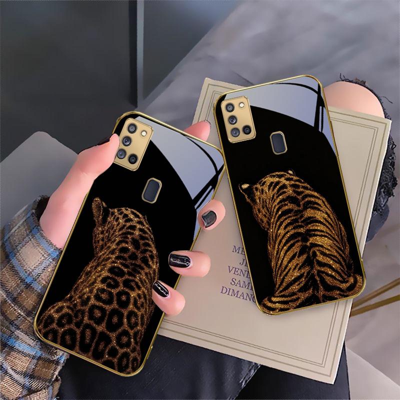 Leopard Background Black For Samsung A 31 32 A33 A34 35 14 A15 13 16 25 26 50 52 53 54 55 56 70 71 72 73 Golden Glass Phone Case