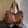 Fashionable Vintage Leather Handbag Large Capacity Shoulder Bag Fashion Shoulder Bag for Daily Commute Work Weekend Outings and Ladies' Holiday Gifts