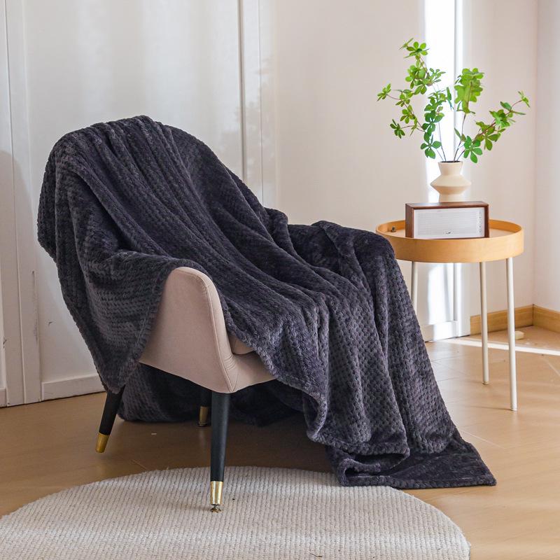 Thickened Pineapple Check Flannel Blanket Set - Ten-Piece Solid Color Winter Throw