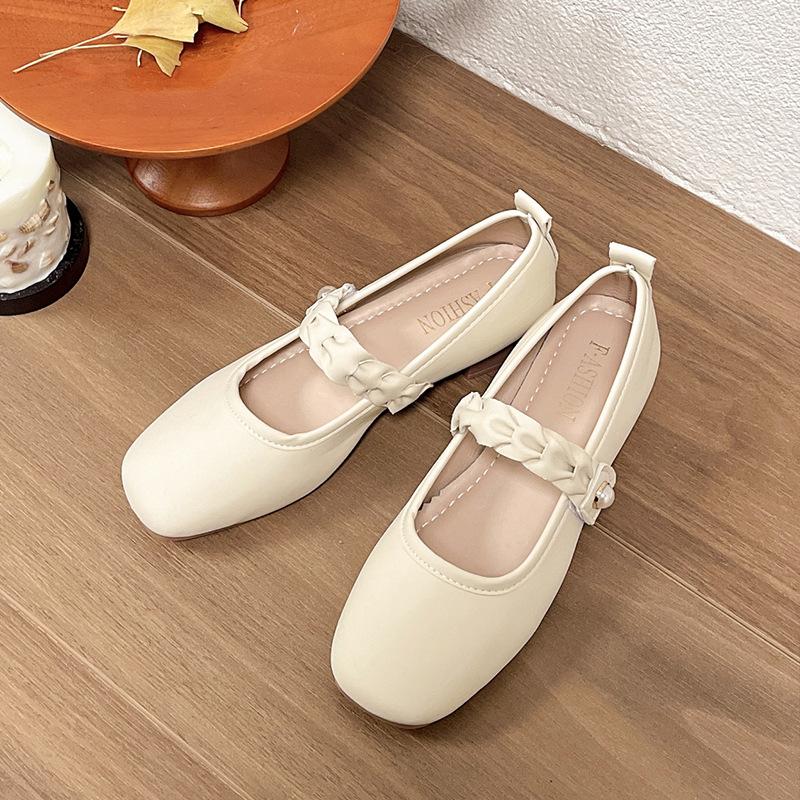 

Туфли Мэри Джейн весна и лето новые универсальные с мелким вырезом на плоской подошве с юбкой одинарные туфли женские четырехсезонные туфли 35