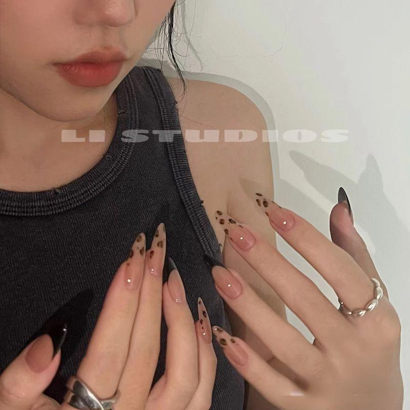 

Sexy Nail Stickers Fashion Style Leopard Print French Fake Nails Fall and Winter New Arrival Fancy Handmade Wear Armor XS water drop tip elegant leopard print