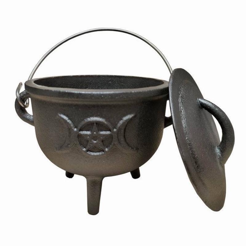 Handmade Cast Iron Geometric Tripod Pot: Retro Ornaments & Ritual Decor